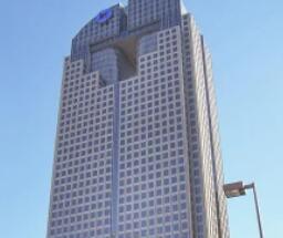 富通为达拉斯大通大厦获得188亿美元的Refi