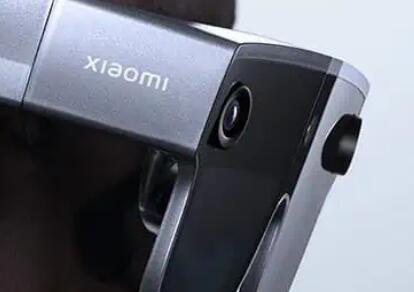 小米在MWC2023上展示其新的无线AR眼镜