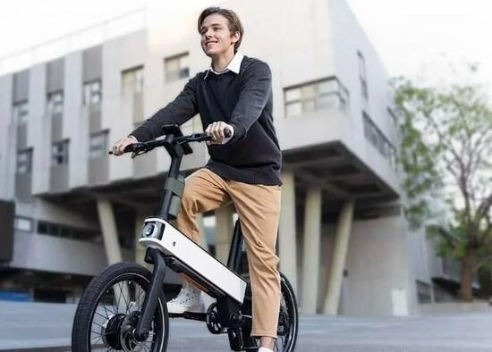 宏碁推出首款智能电动自行车