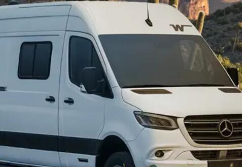 Winnebago采用Sprinter冒险旅行车露营车全模块化