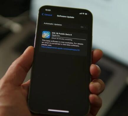 苹果正在向iPhone和iPad推出iOS 16.4