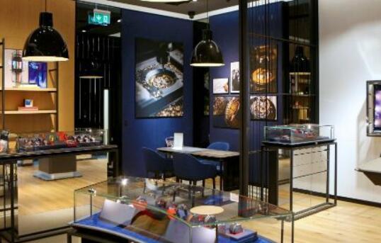 TAG Heuer在伯明翰开设新专卖店