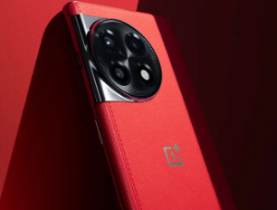 令人惊叹的OnePlus 11R Solar Red被证明是2023年最便宜的手机